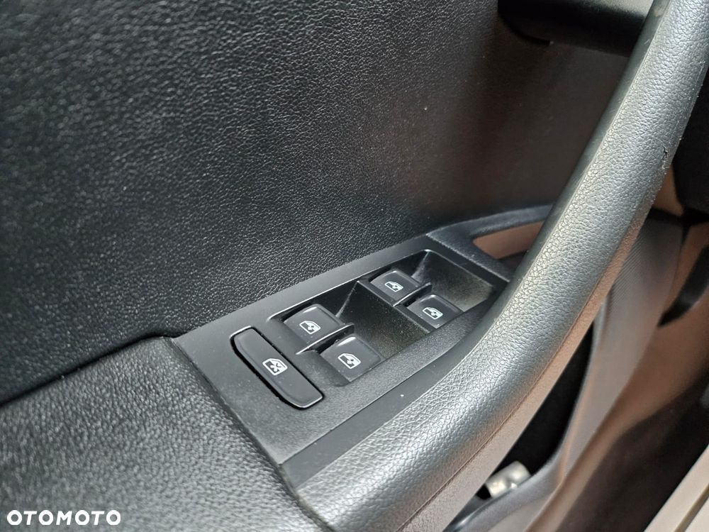 Skoda Octavia ver-2-0-tdi-dsg-exclusive - 23