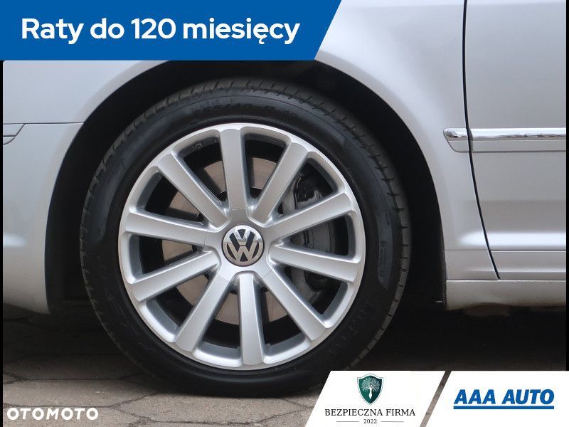 Volkswagen Phaeton - 16