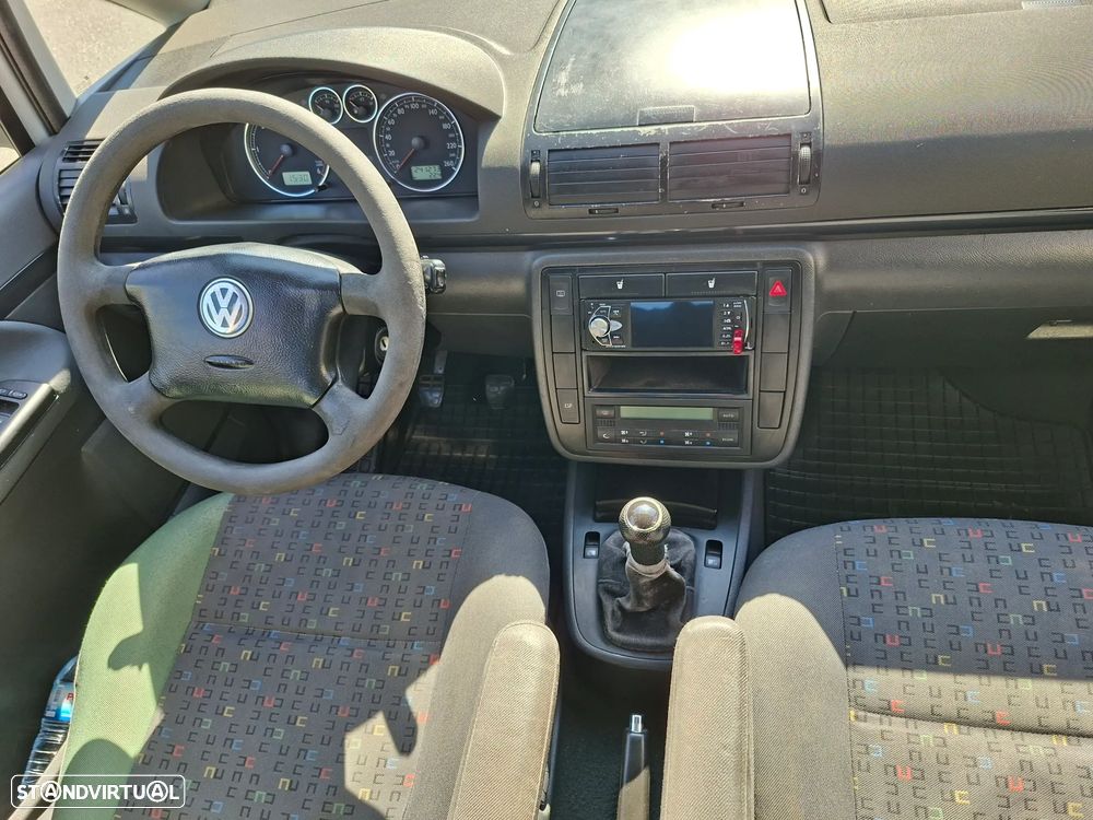 VW Sharan 1.9 TDI - 6