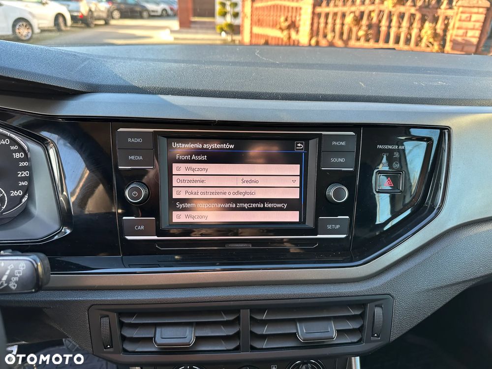 Volkswagen Polo - 15