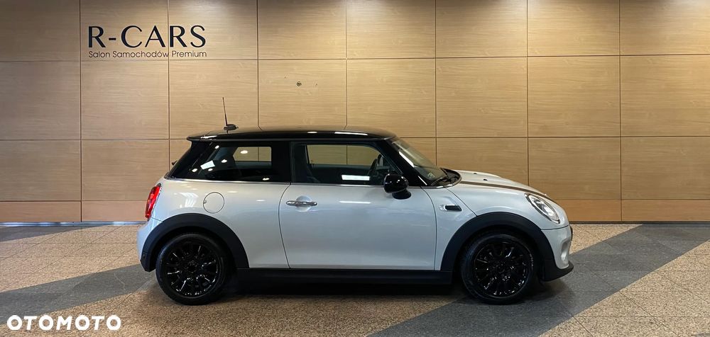 MINI Cooper Standard - 6