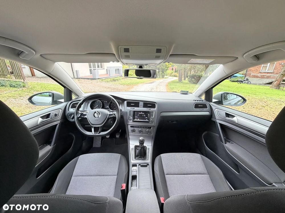 Volkswagen Golf 1.2 TSI BMT Trendline Perfectline - 19