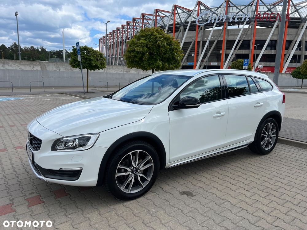 Volvo V60 Cross Country D4 AWD Summum - 27