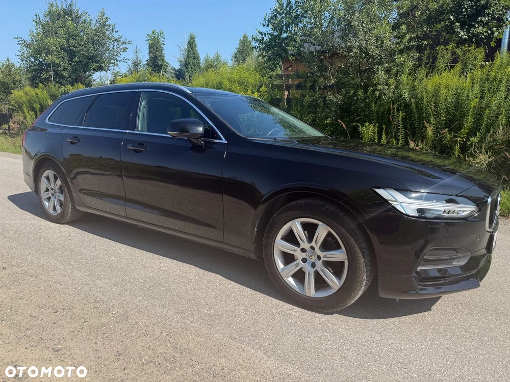 Volvo V90 D4 Momentum - 4