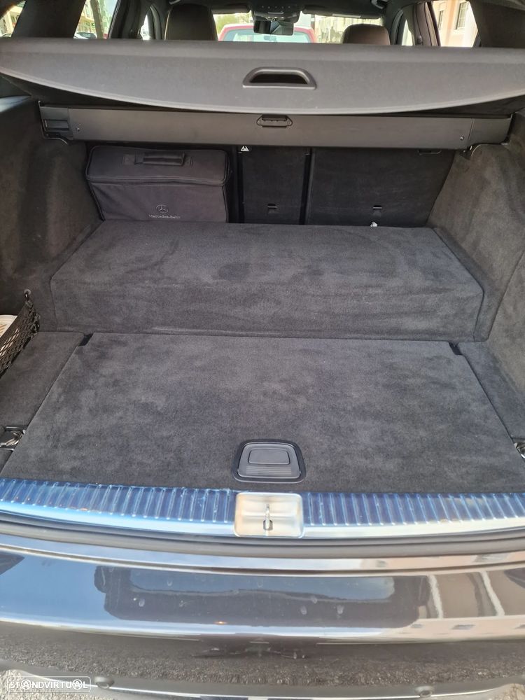 Mercedes-Benz E 300 de 4Matic T 9G-TRONIC AMG Line - 43