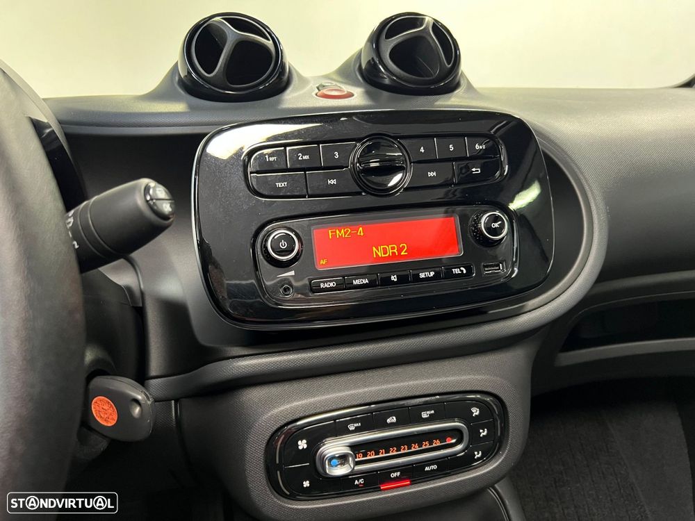 Smart Fortwo Cabrio - 16