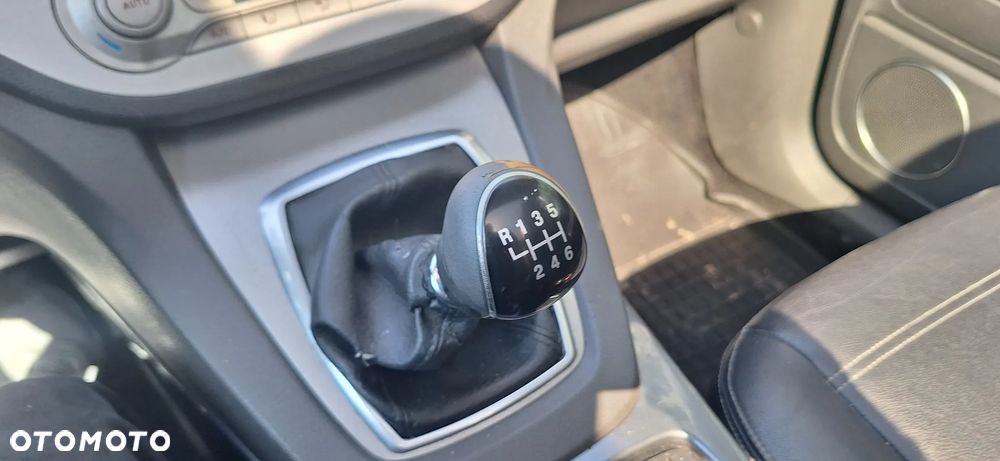 Ford Kuga 2.0 TDCi Titanium - 27