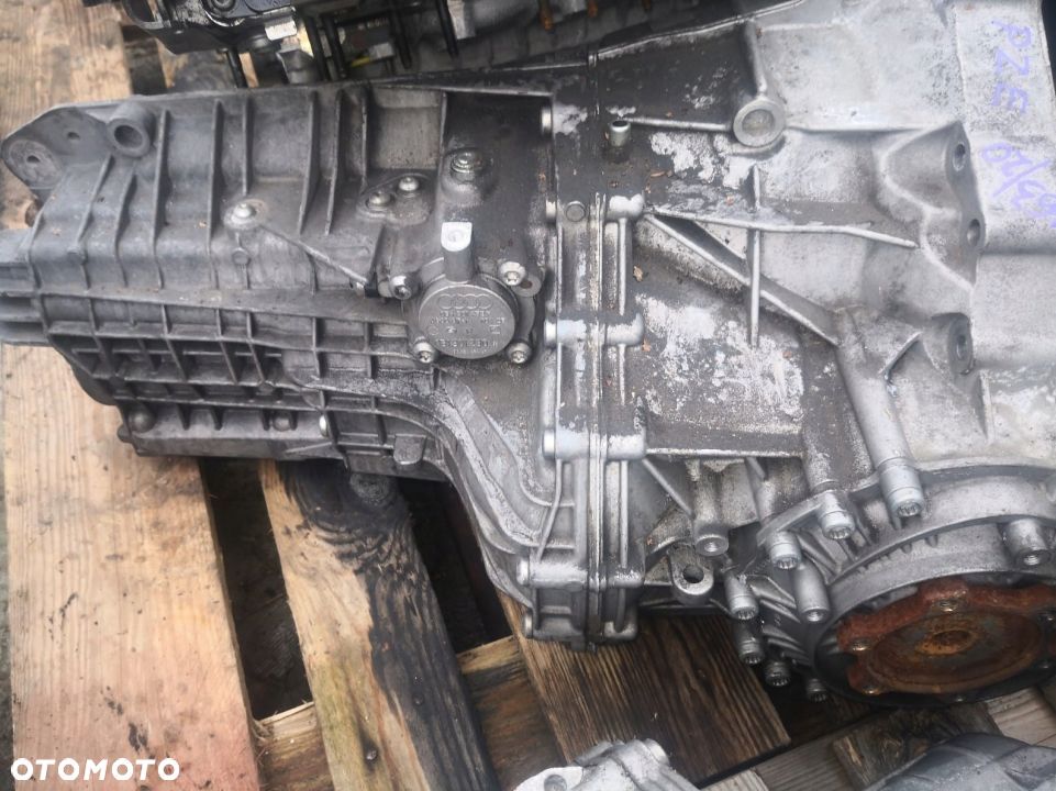 Skrzynia biegów AUDI A8 D4 4.2 TDI V8 lift PRX - 1