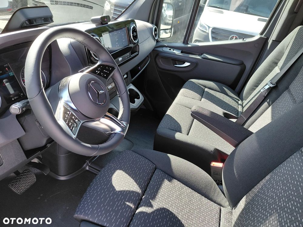 Mercedes-Benz Sprinter 317 CDI - 8