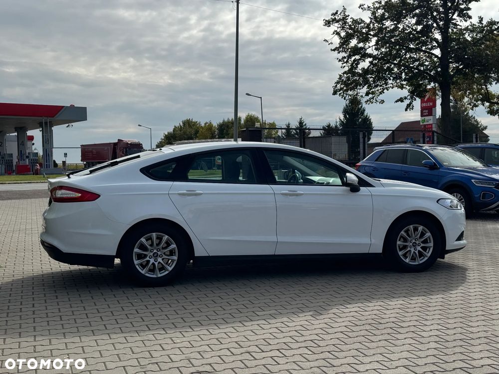 Ford Mondeo 2.0 TDCi Ambiente PowerShift - 8