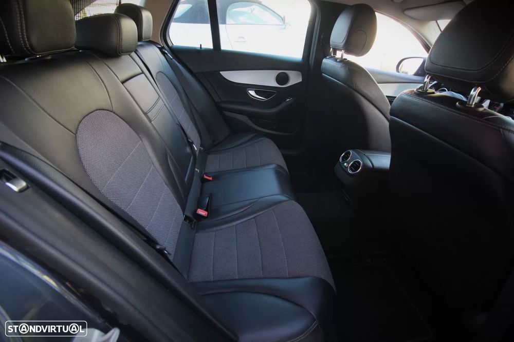 Mercedes-Benz C 200 d Exclusive - 36
