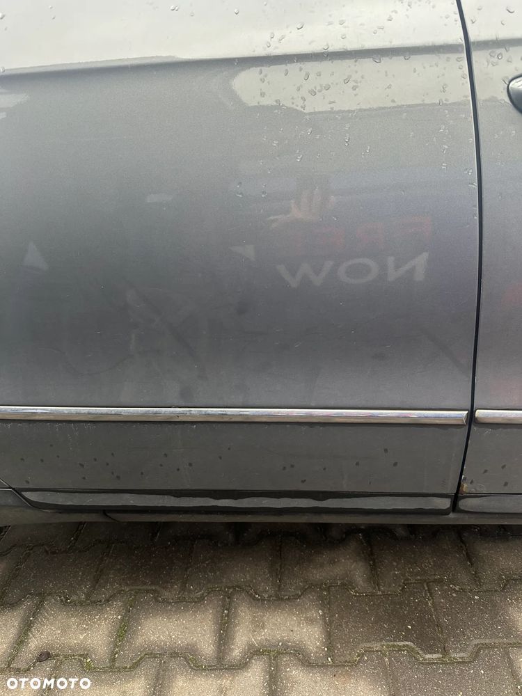 VW PASSAT B6 KOMBI LA7T DRZWI PRAWE TYLNE KOMPLETNE - 3