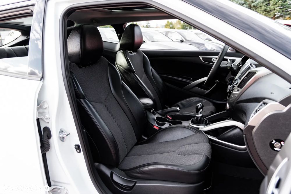 Hyundai Veloster 1.6 blue Premium - 26