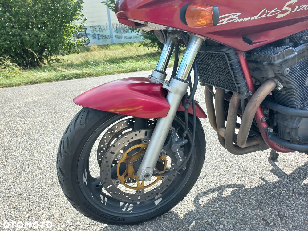 Suzuki Bandit - 12