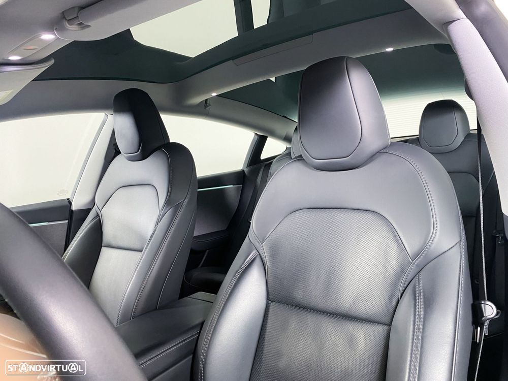 Tesla Model 3 Tração Traseira Premium - 21