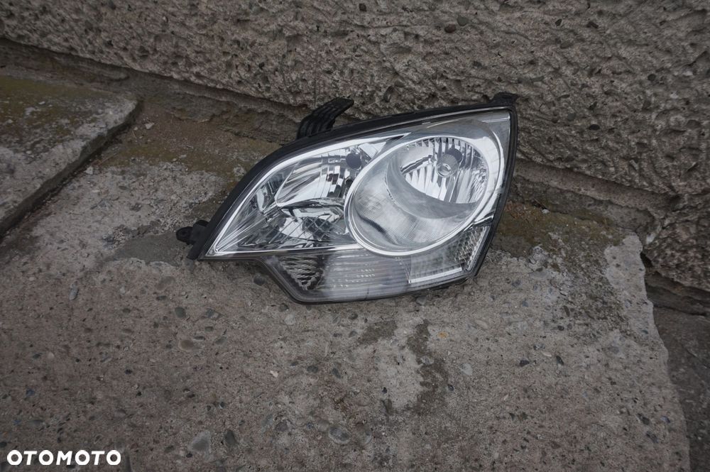 LAMPA PRZEDNIA LEWA OPEL ANTARA 06/10r - 4