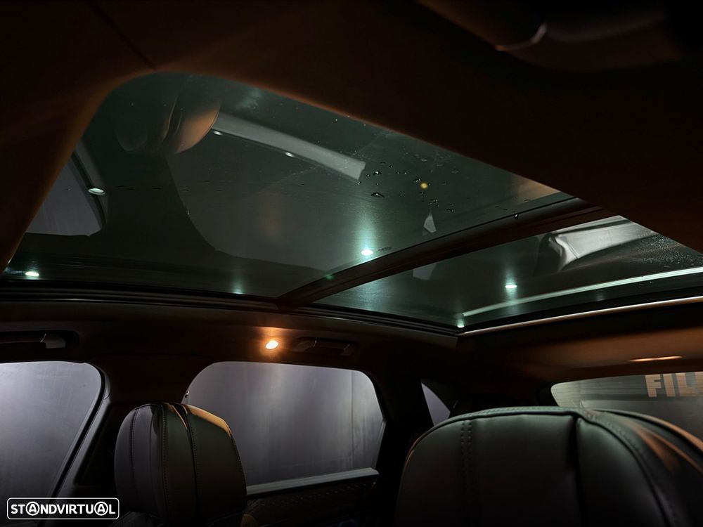 Bentley Bentayga V8 S Black Edition - 41