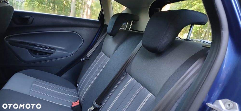 Ford Fiesta 1.25 Ambiente - 22