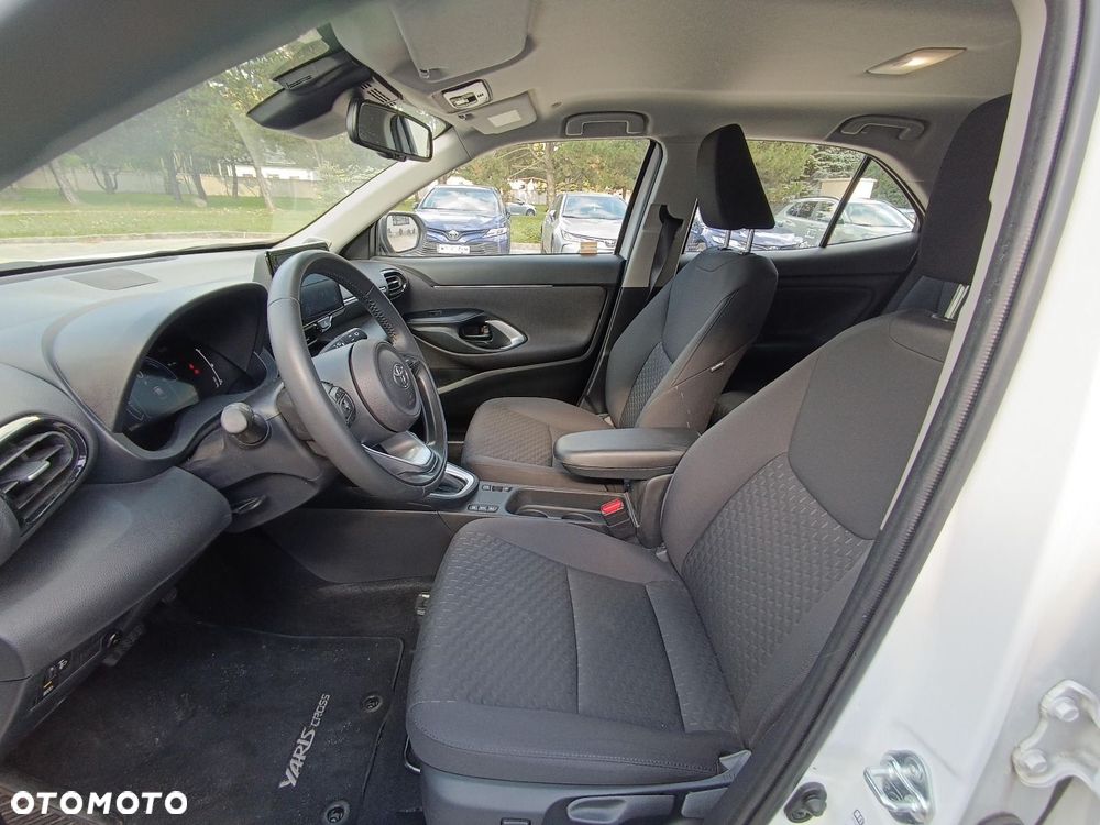 Toyota Yaris Cross - 8
