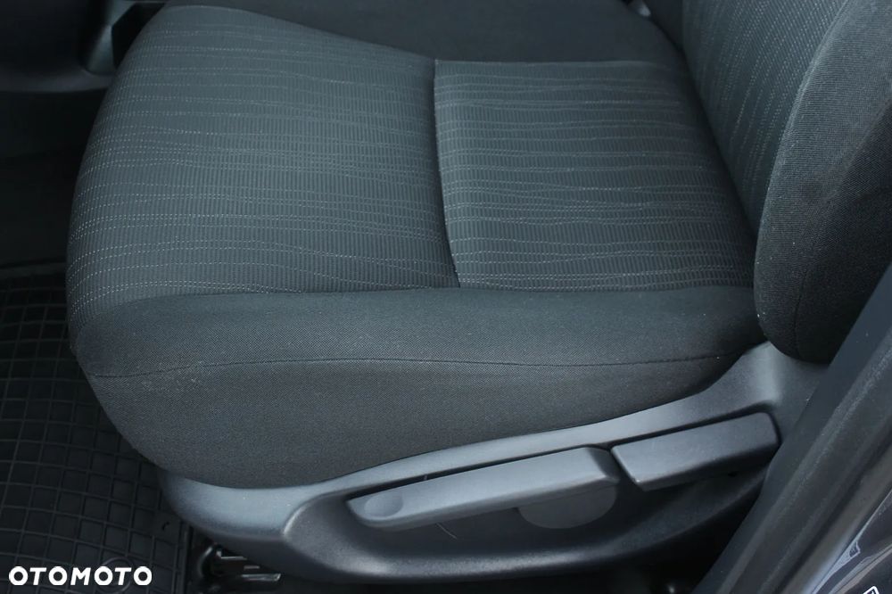 Toyota Auris 1.6 MultiMode Executive - 28