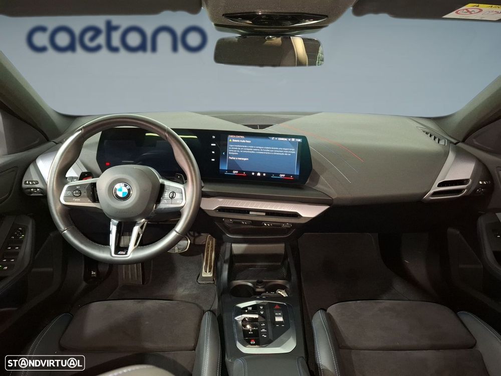 BMW 118 d Pack Desportivo M - 11