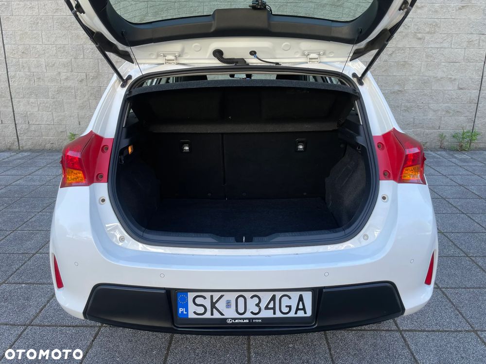 Toyota Auris 1.4 D-4D Dynamic - 9