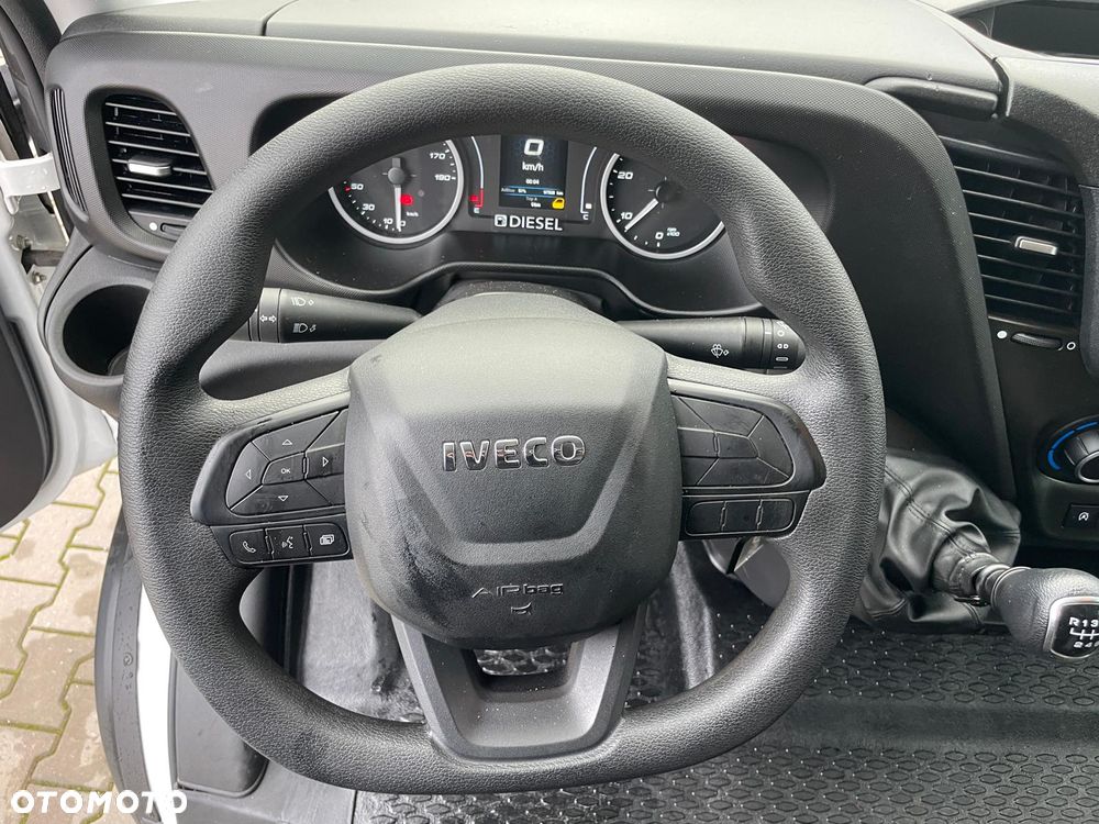 Iveco 35C16 Kontener 8EP Winda Bliźniaki - 9