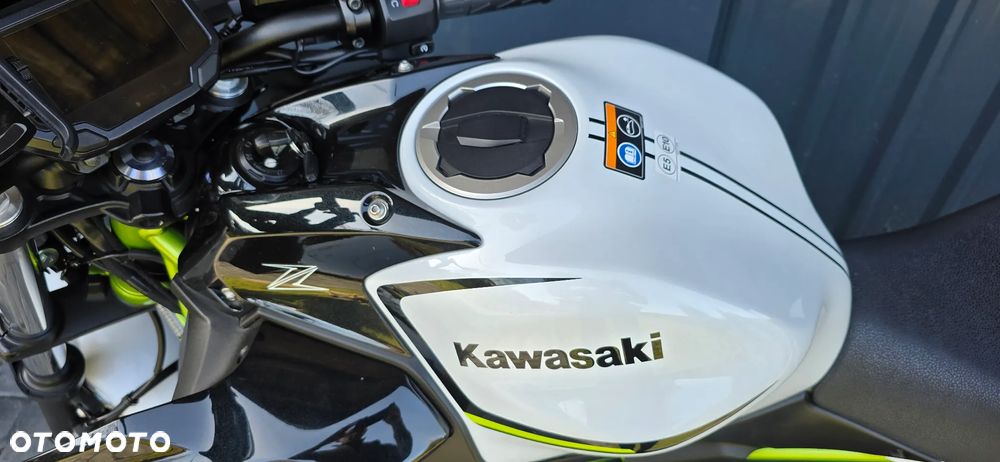Kawasaki Z 650 - 24