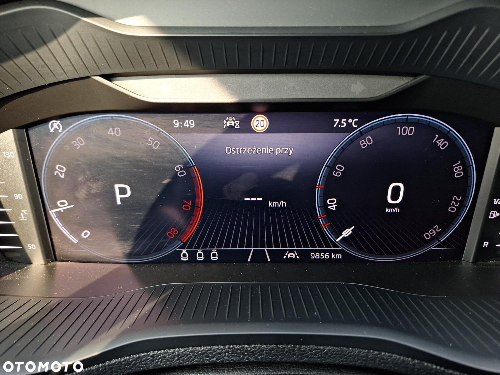 Skoda Karoq 1.5 TSI ACT Selection DSG - 18