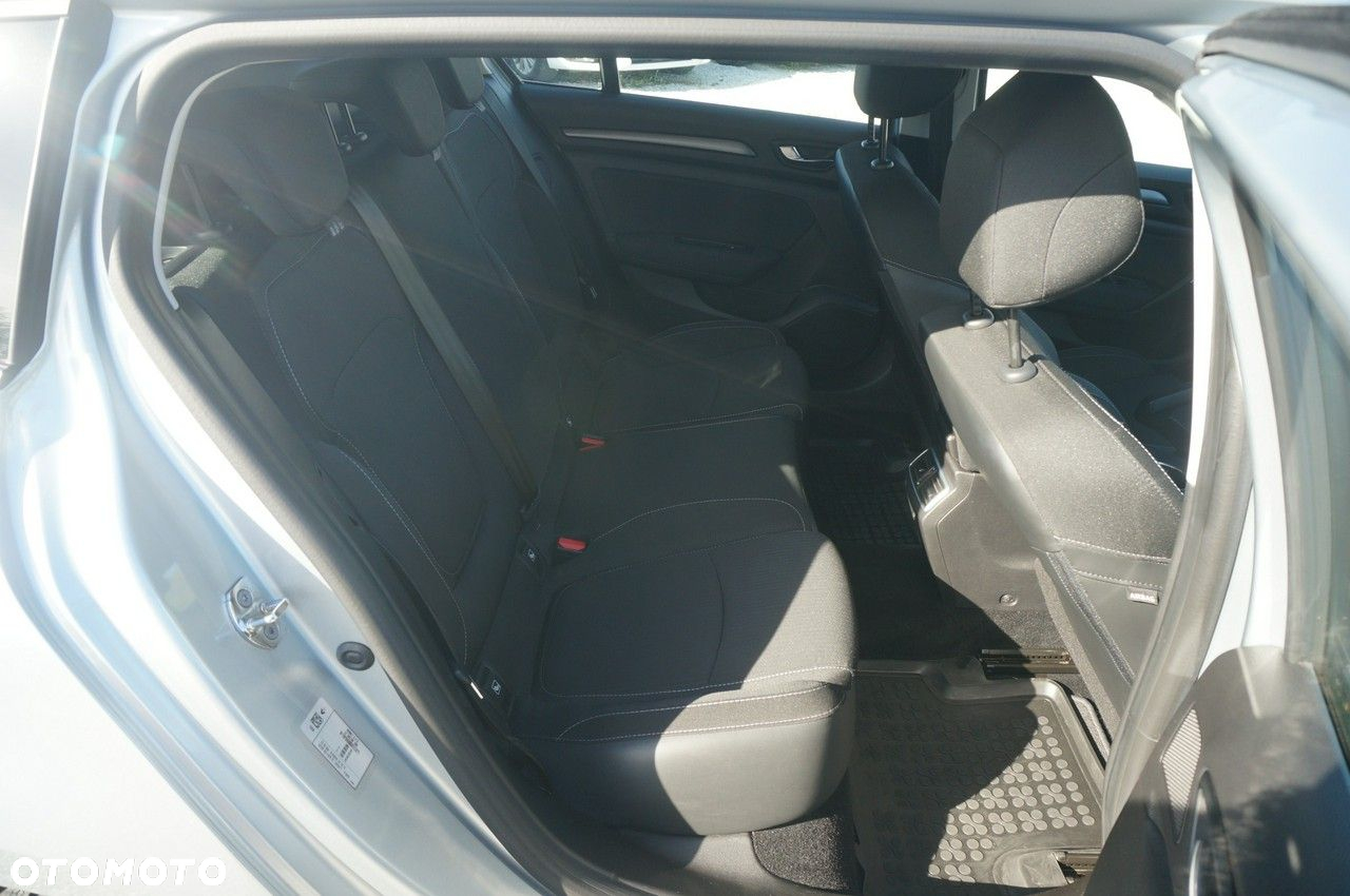 Renault Megane 1.3 TCe FAP Zen - 32