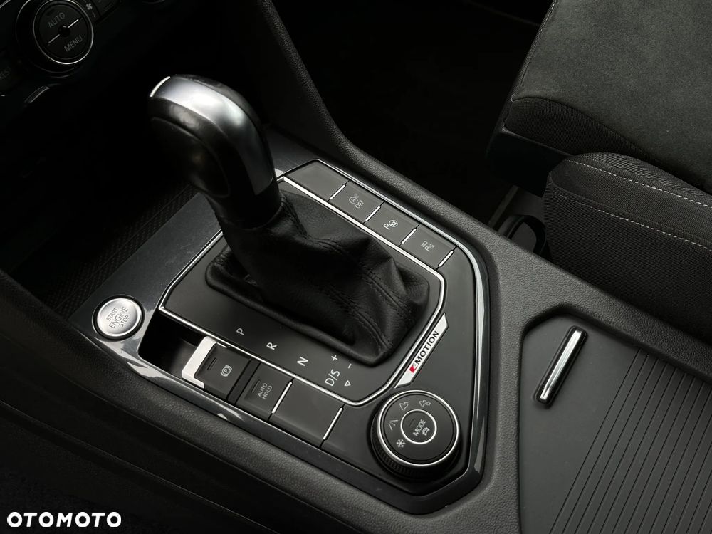 Volkswagen Tiguan Allspace - 12