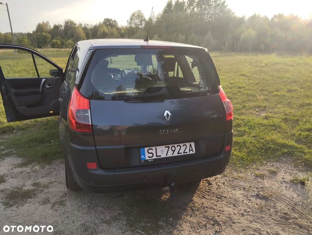 Renault Scenic 2.0 16V Privilege - 3