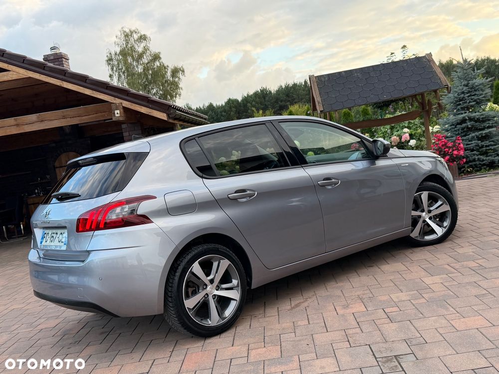 Peugeot 308 1.5 BlueHDi Allure Pack S&S EAT8 - 17