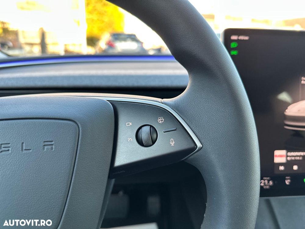 Tesla Model 3 Standard Reichweite Plus Hinterradantrieb - 21