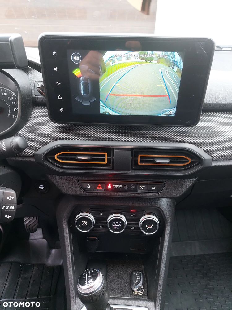 Dacia Sandero 1.0 TCe Laureate S&S - 6