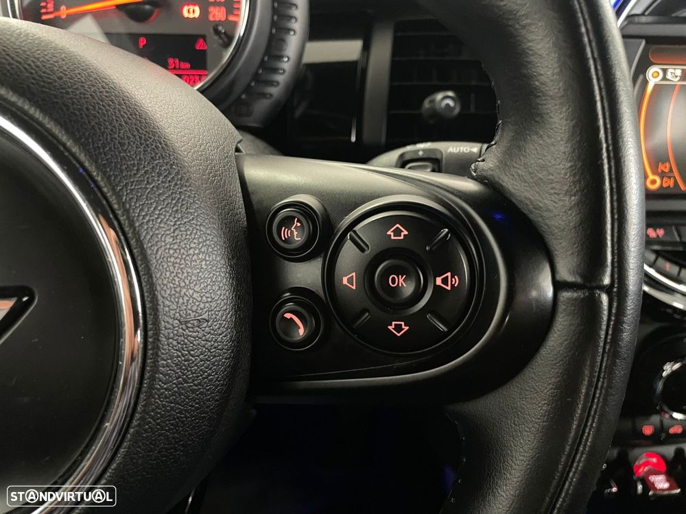 MINI 5 Portas Cooper D Aut. Seven - 32