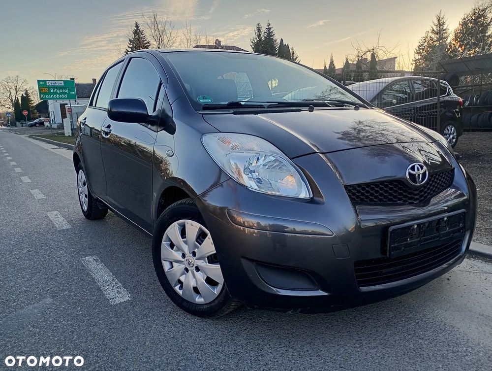 Toyota Yaris 1.33 Luna - 10