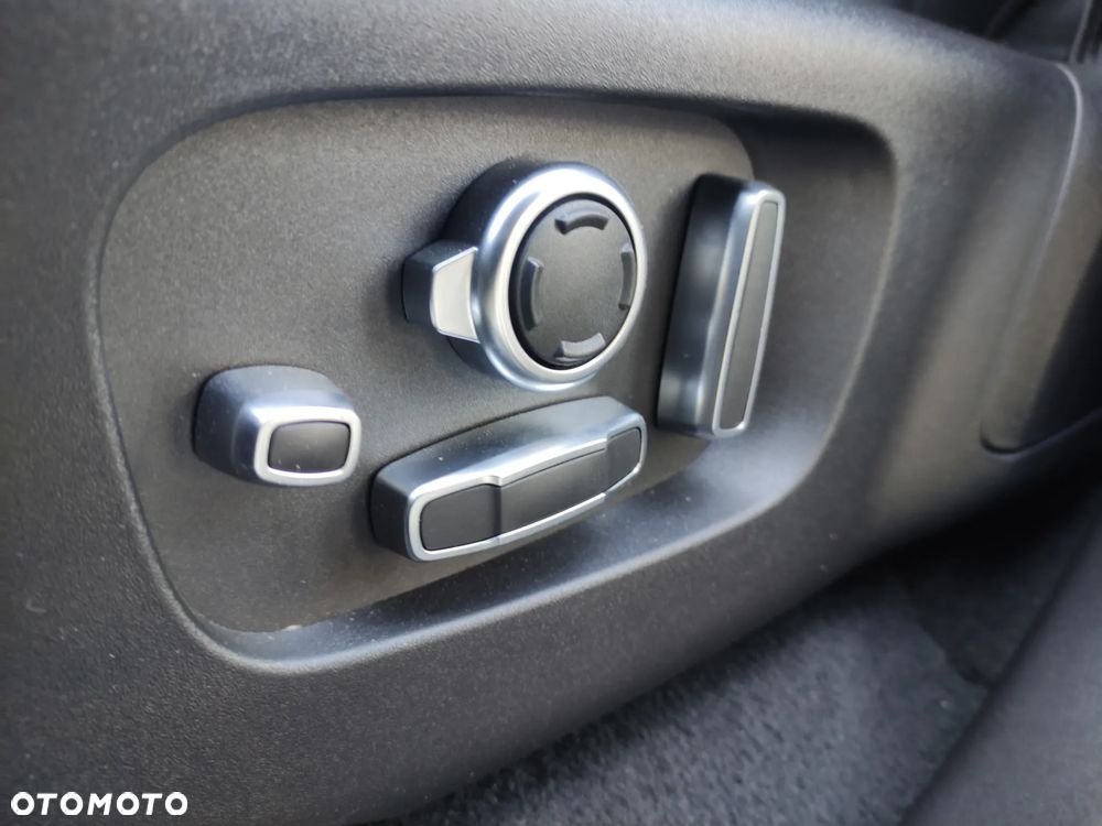 Land Rover Range Rover Velar - 19