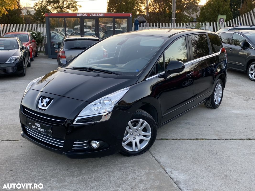 Peugeot 5008 HDI 115 Active - 2