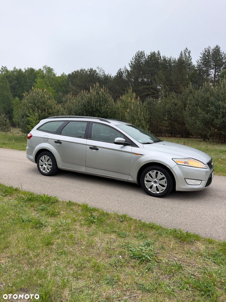 Ford Mondeo 1.8 TDCi Ambiente - 12