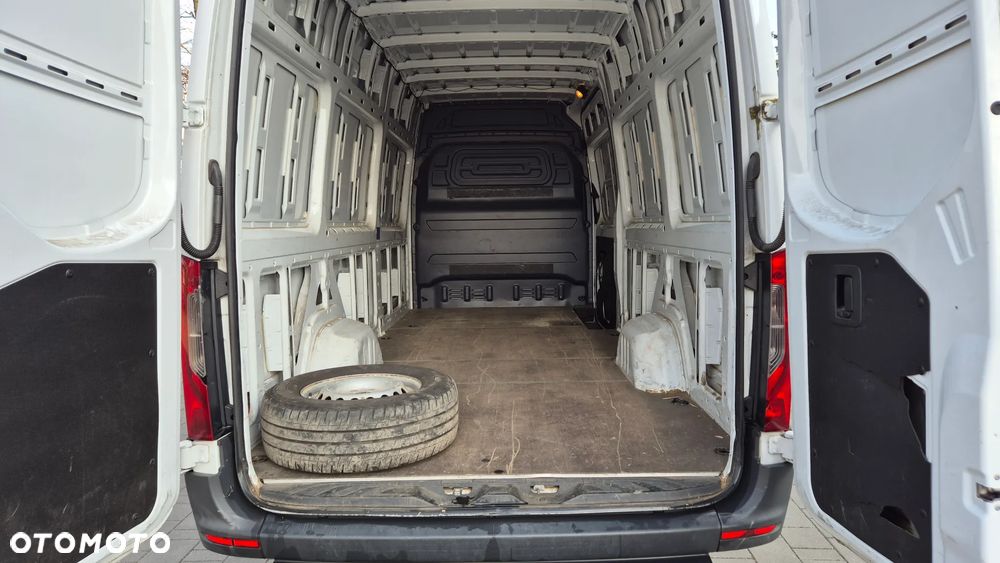 Mercedes-Benz SPRINTER - 9