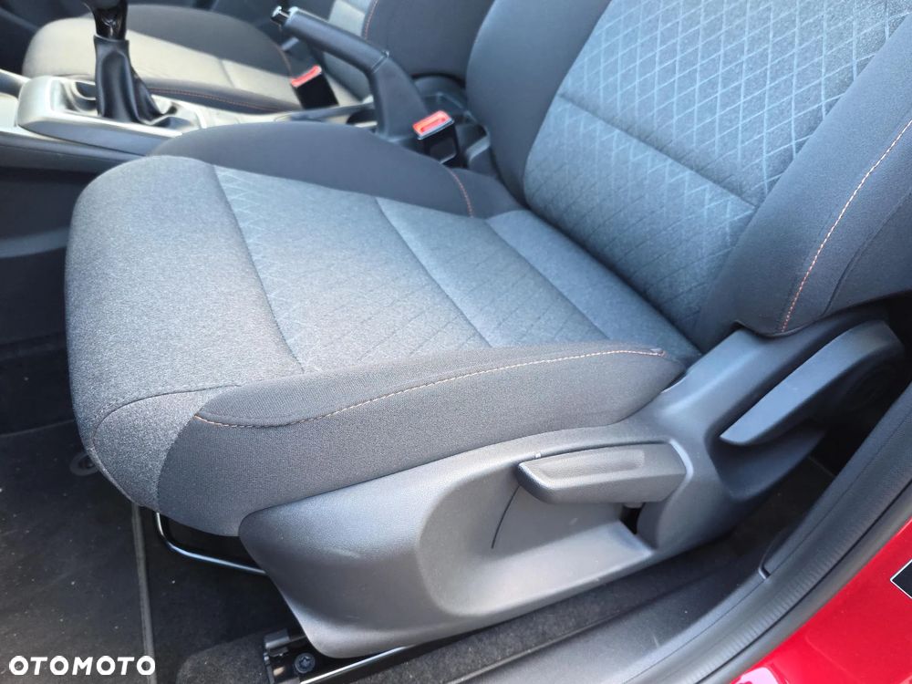 MG MG3 1.5 Excite - 12