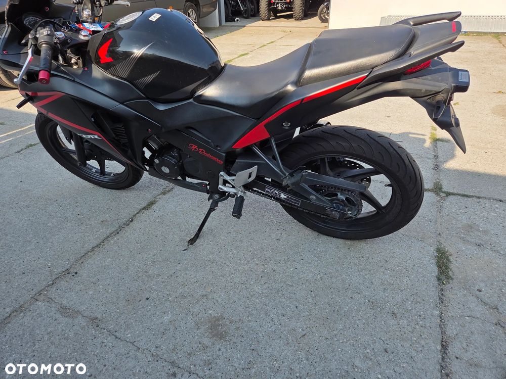 Honda CBR - 6
