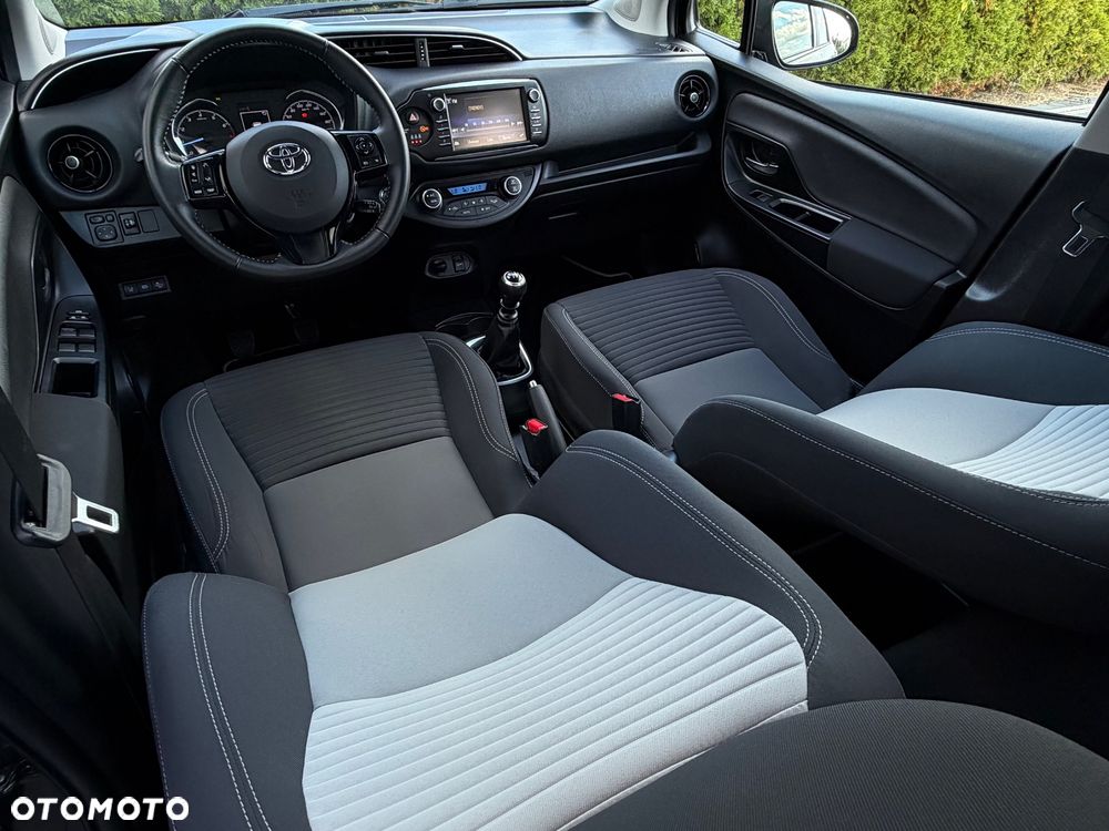Toyota Yaris 1.5 Selection - 23