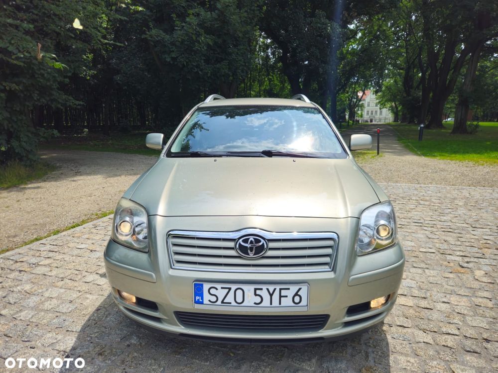 Toyota Avensis 1.8 VVT-i Sol - 4