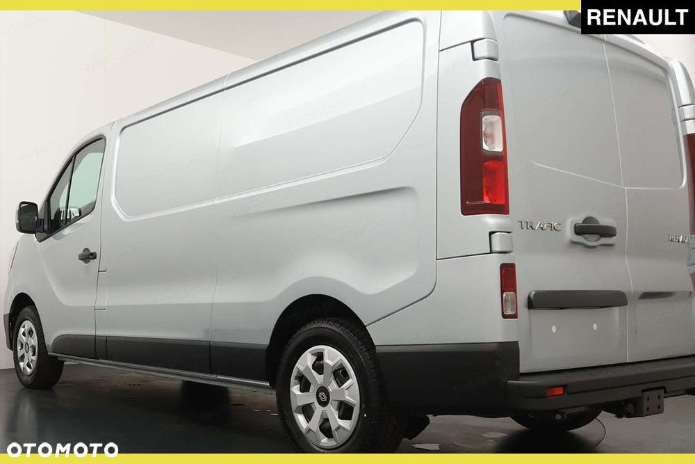 Renault Trafic L2H1 Extra AT9 2.0 150KM - 6