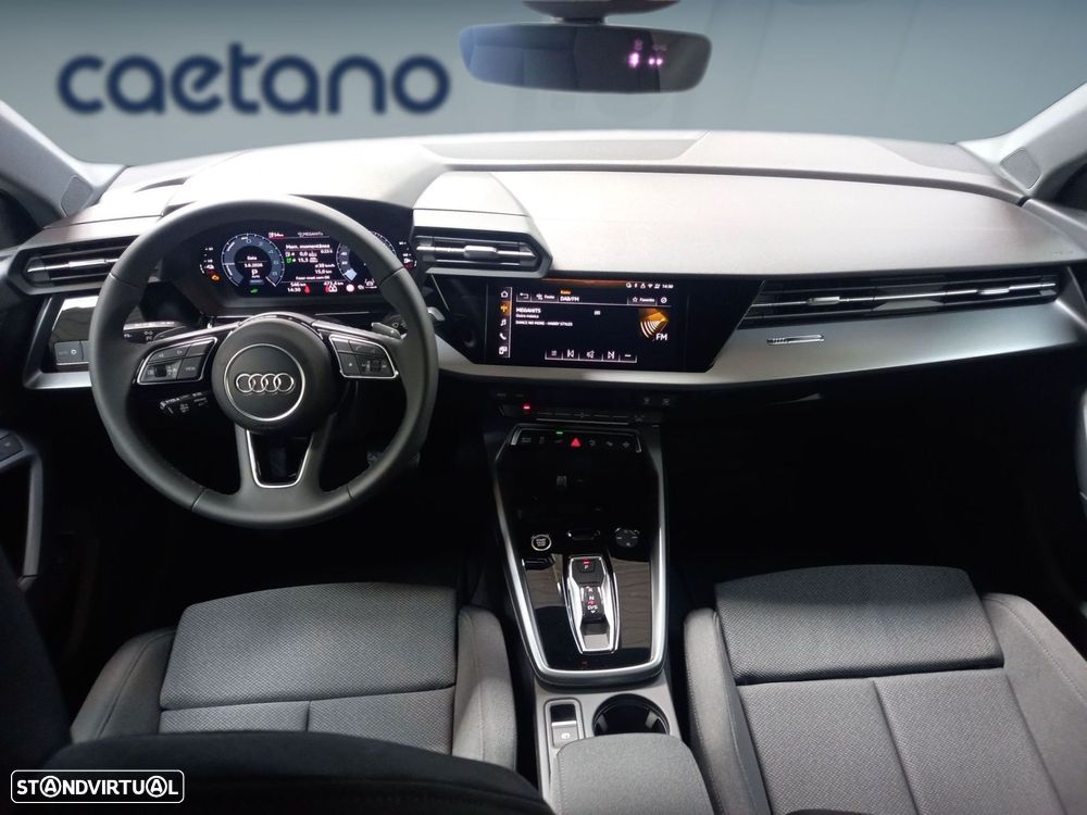 Audi A3 Allstreet 40 TFSIe - 11