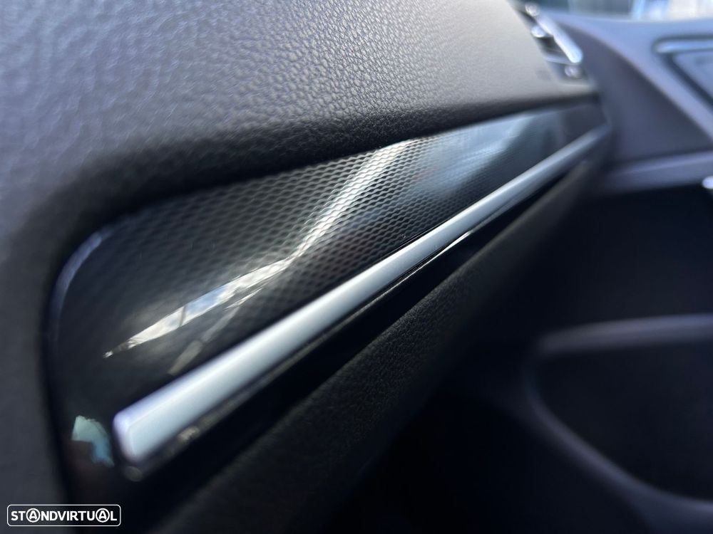 VW Golf 2.0 TSi GTi DSG Performance - 43