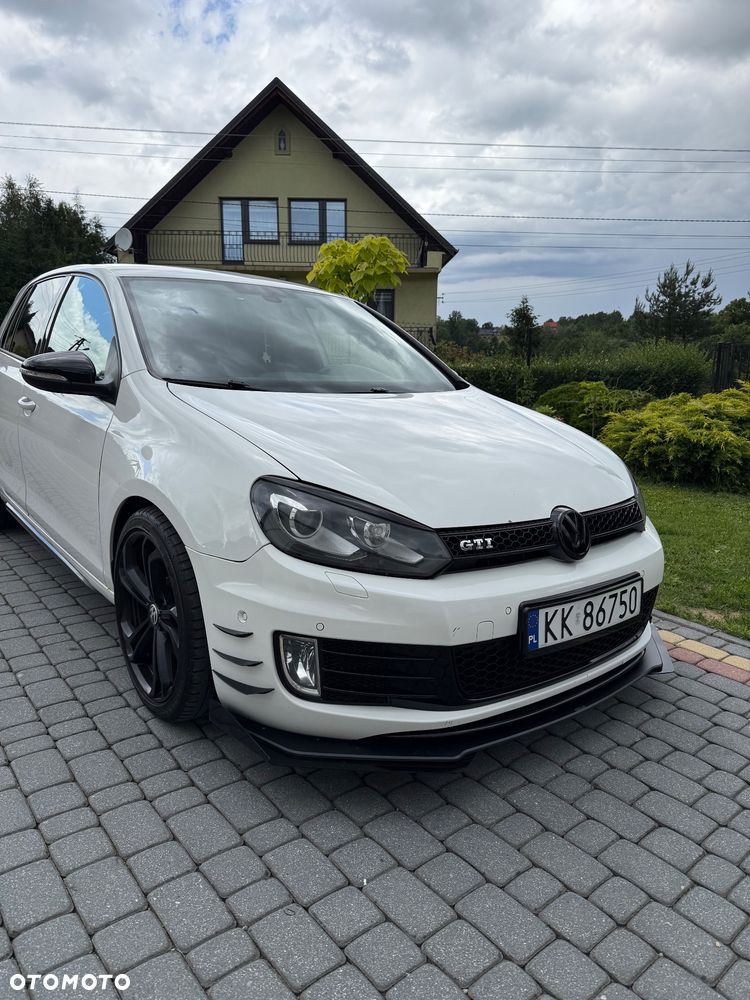 Volkswagen Golf - 3