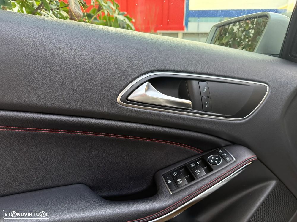 Mercedes-Benz A 180 d 7G-DCT AMG Line - 5